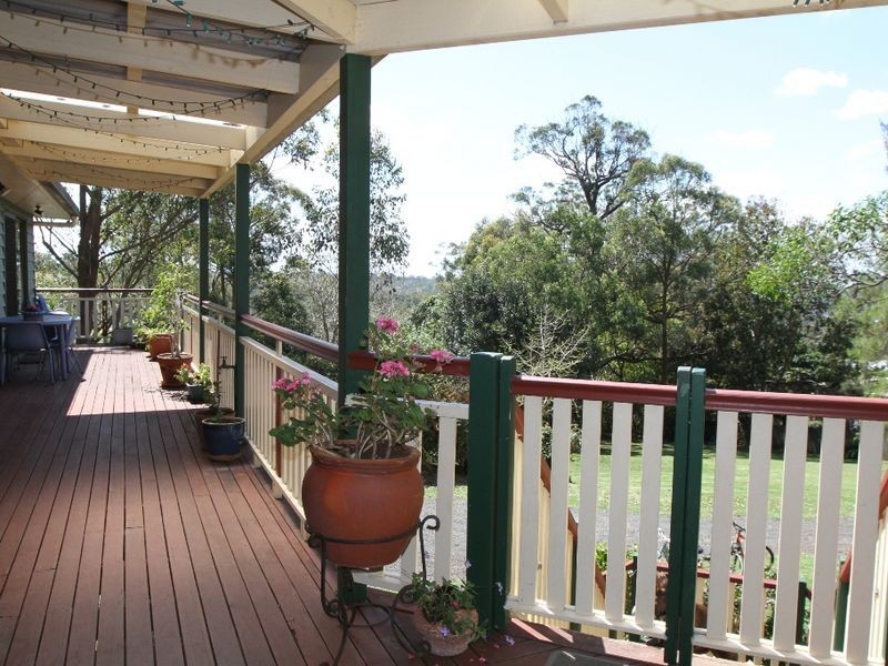 26 Murphys Creek Road, Blue Mountain Heights QLD 4350