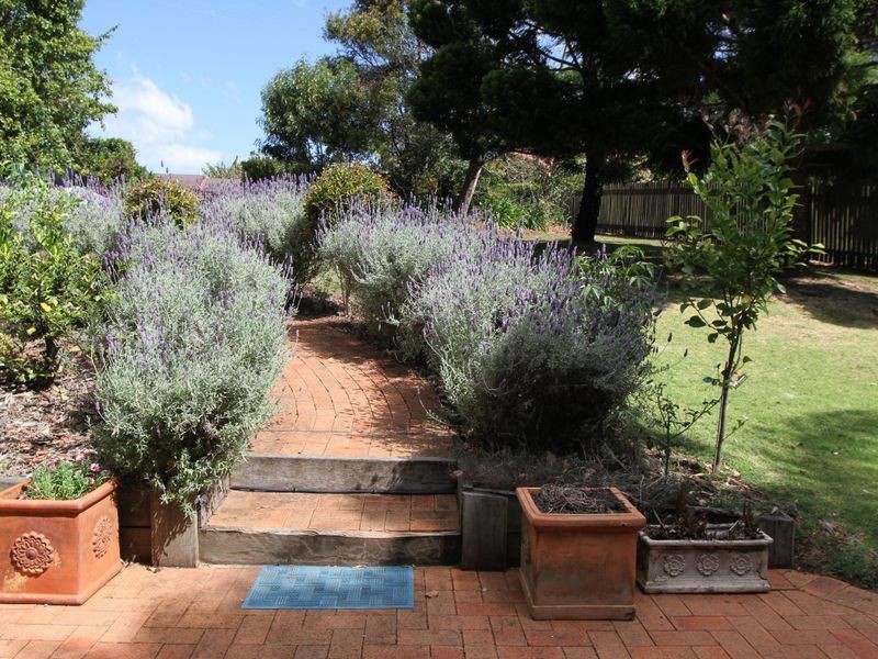 26 Murphys Creek Road, Blue Mountain Heights QLD 4350