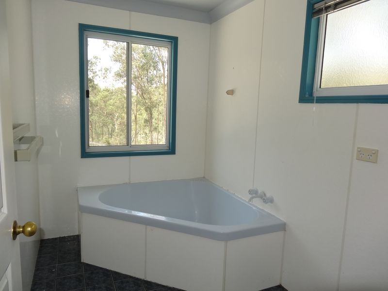 133 Milora Road, Upper Lockyer QLD 4352