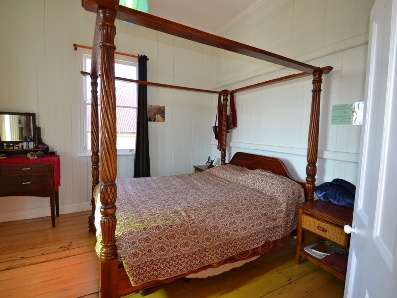 110a Holberton Street, Newtown QLD 4350