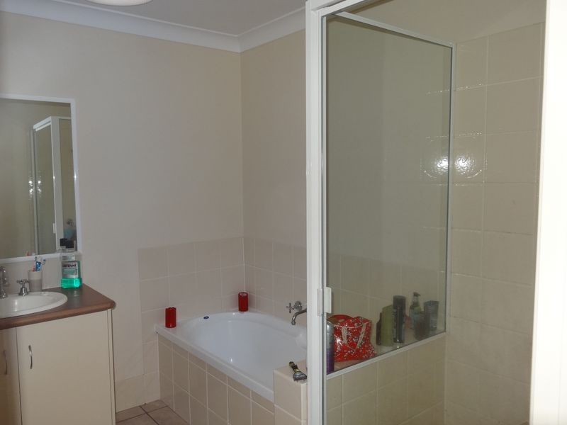 26 Pascoe Lane, Harlaxton QLD 4350
