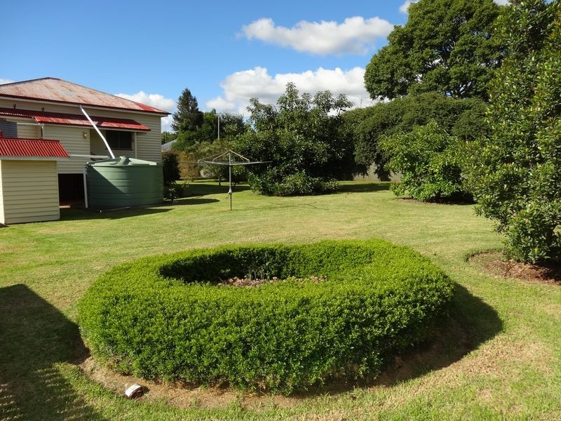 10 Atkinson Street, South Toowoomba QLD 4350