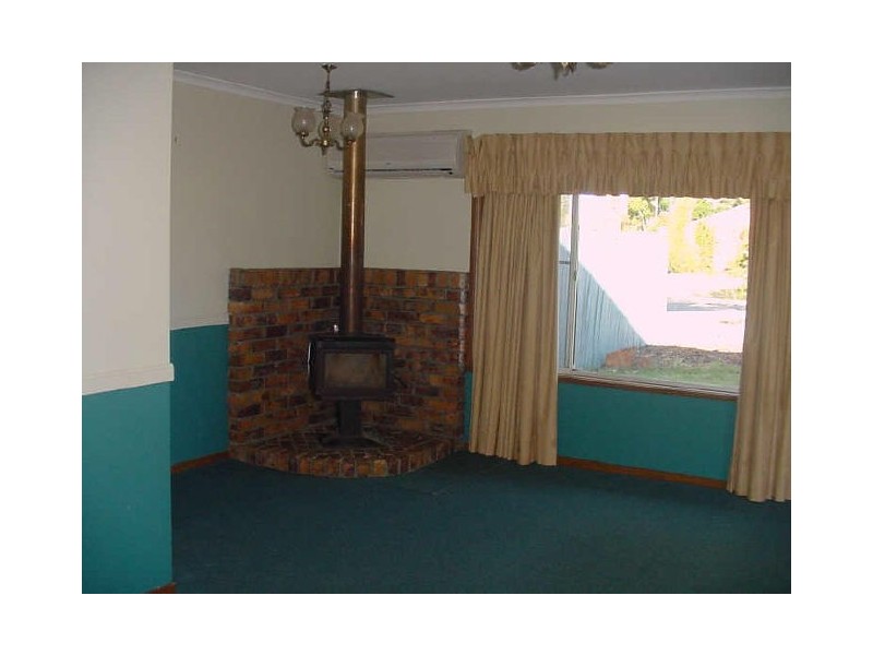 25 Jennifer Crescent, Darling Heights QLD 4350