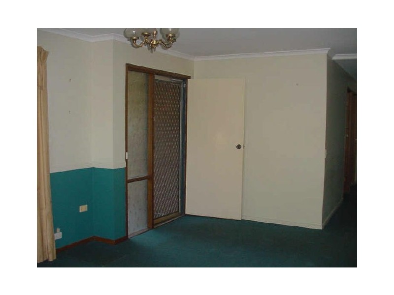 25 Jennifer Crescent, Darling Heights QLD 4350