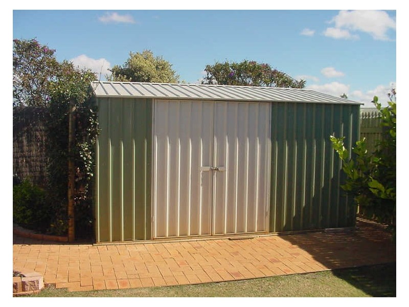 16 Bernborough Court, Glenvale QLD 4350