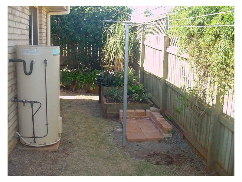 16 Bernborough Court, Glenvale QLD 4350