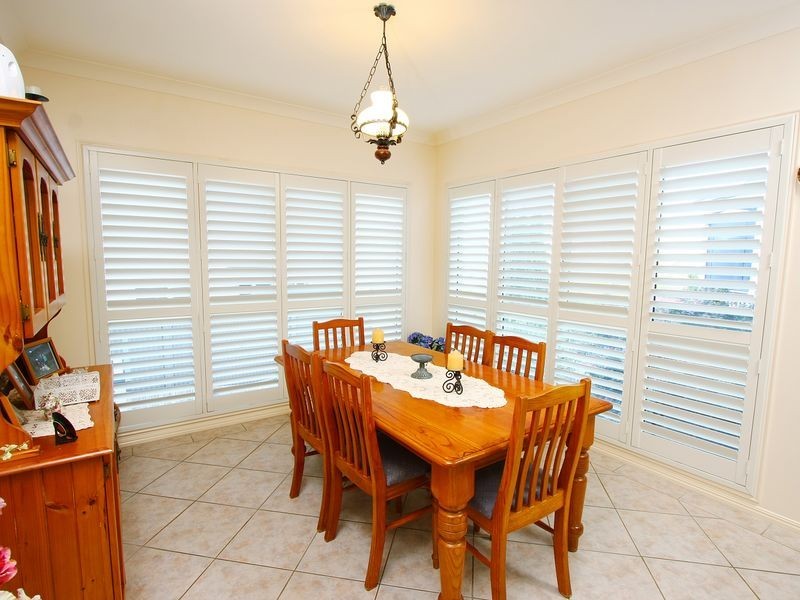 8 Dalston Court, Mount Lofty QLD 4350