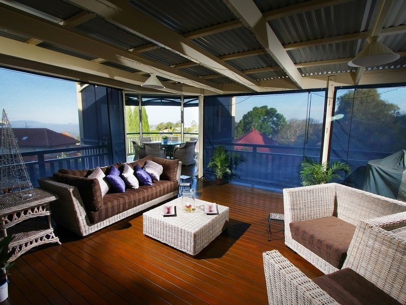 8 Dalston Court, Mount Lofty QLD 4350
