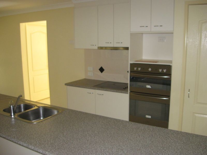 3 Tennyson Court, Westbrook QLD 4350