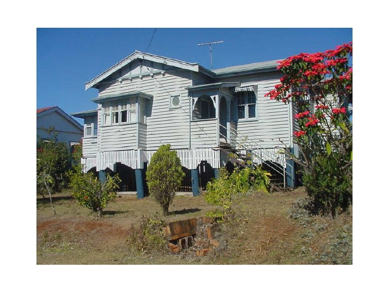 32 Cumming Street, North Toowoomba QLD 4350