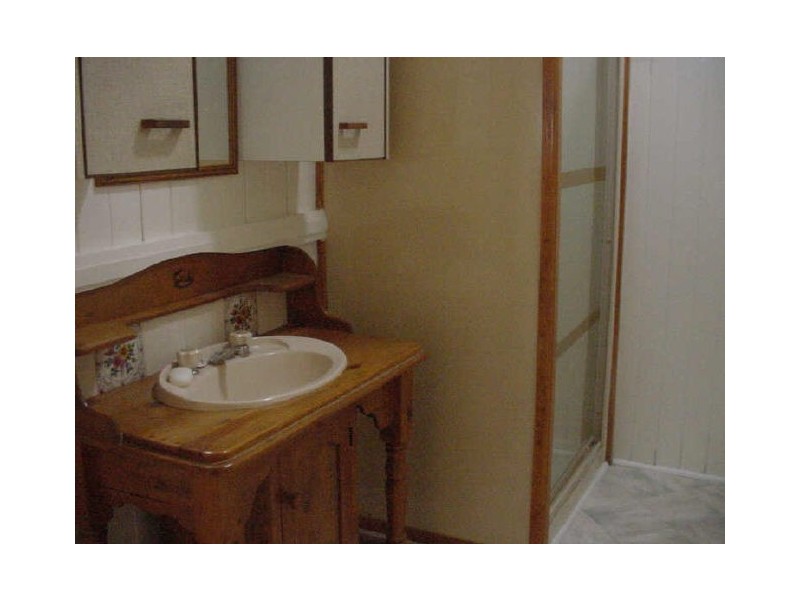 32 Cumming Street, North Toowoomba QLD 4350