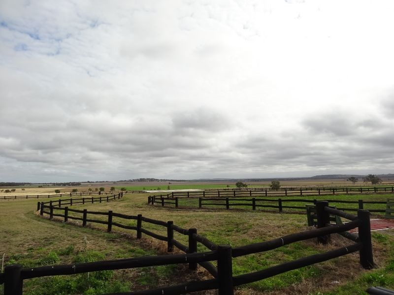 685 Kingsthorpe Haden Road, Acland QLD 4401