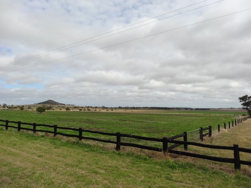 685 Kingsthorpe Haden Road, Acland QLD 4401