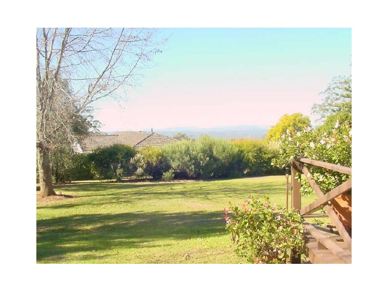 2 Flagstone Creek Road, Middle Ridge QLD 4350
