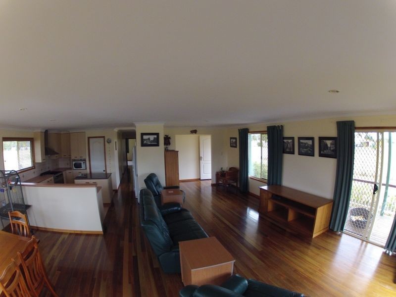 21 Alfred Street, Cambooya QLD 4358