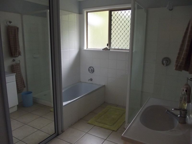 15 Manor Street, Drayton QLD 4350