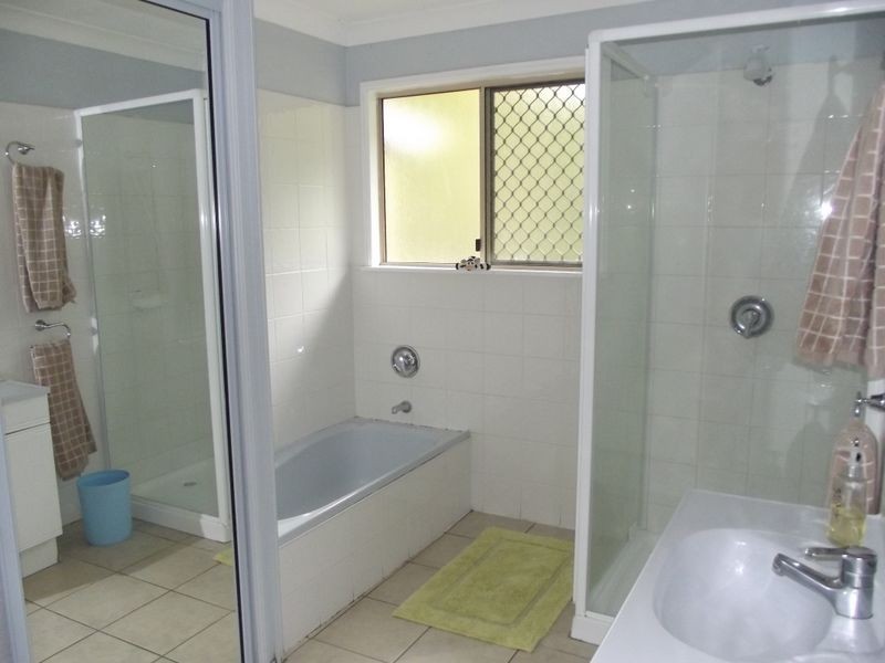 15 Manor Street, Drayton QLD 4350