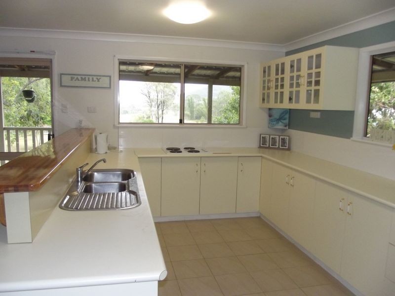 15 Manor Street, Drayton QLD 4350