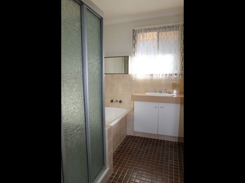 1/2 Bright Street, South Toowoomba QLD 4350