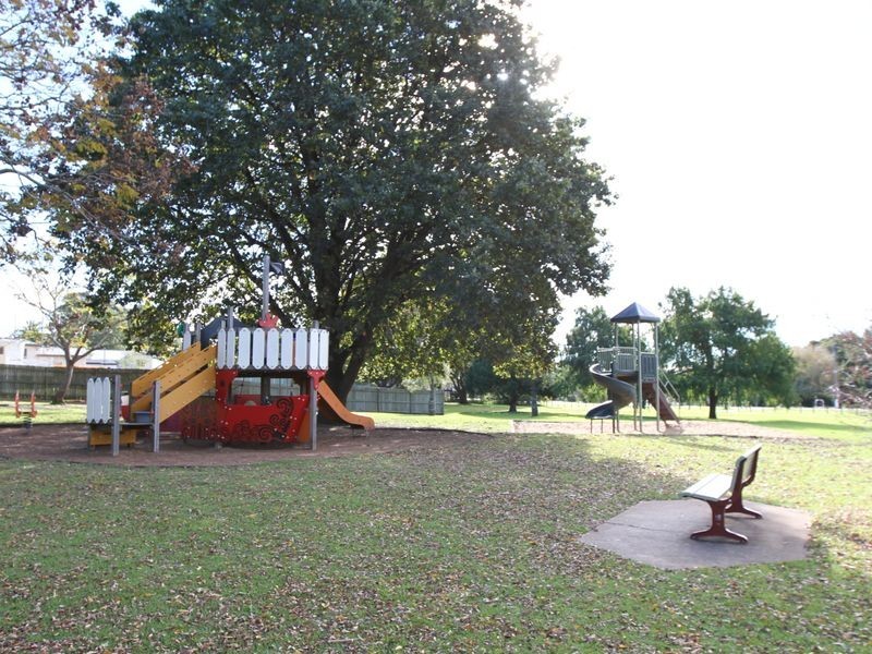 1/2 Bright Street, South Toowoomba QLD 4350