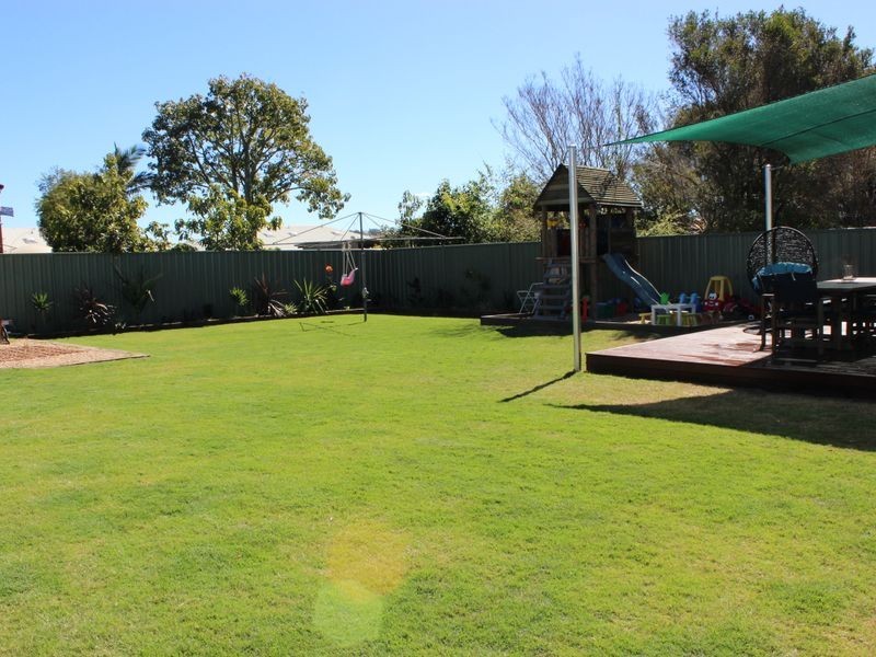 39 Gladstone Street, Newtown QLD 4350