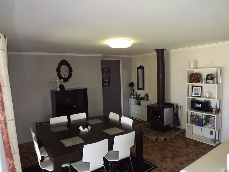 276 Greenwattle Street, Blue Mountain Heights QLD 4350