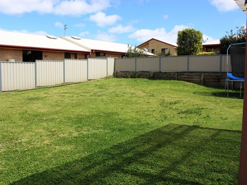 16 Jenna Court, Kearneys Spring QLD 4350