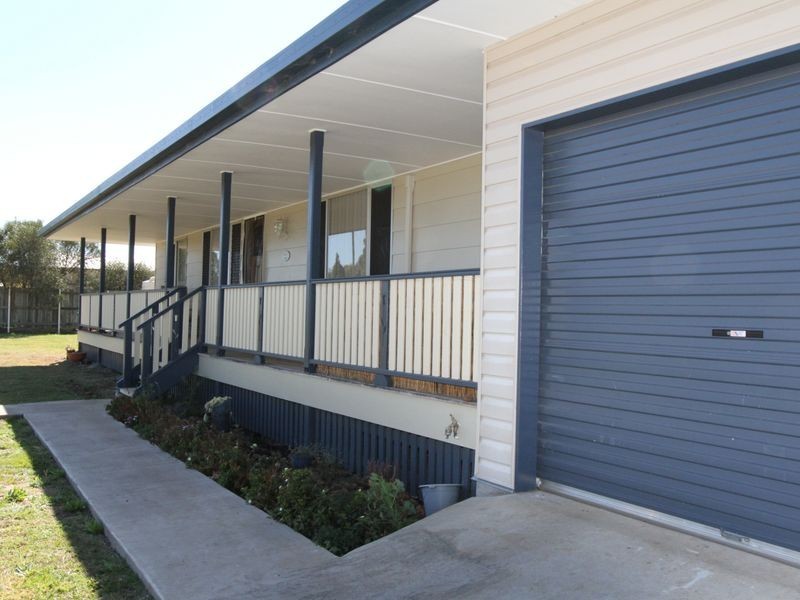 20 Creek Street, Cambooya QLD 4358