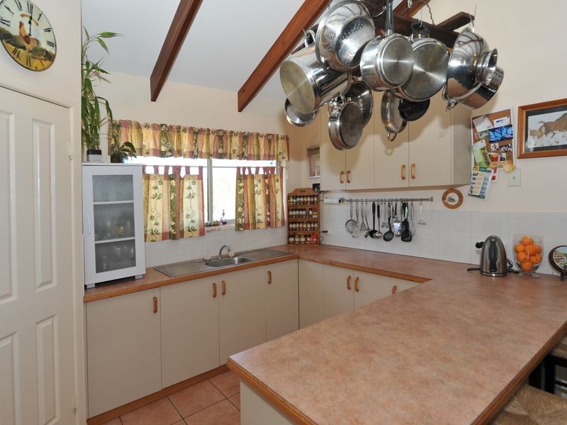 31 Allen Rd, Greenmount QLD 4359