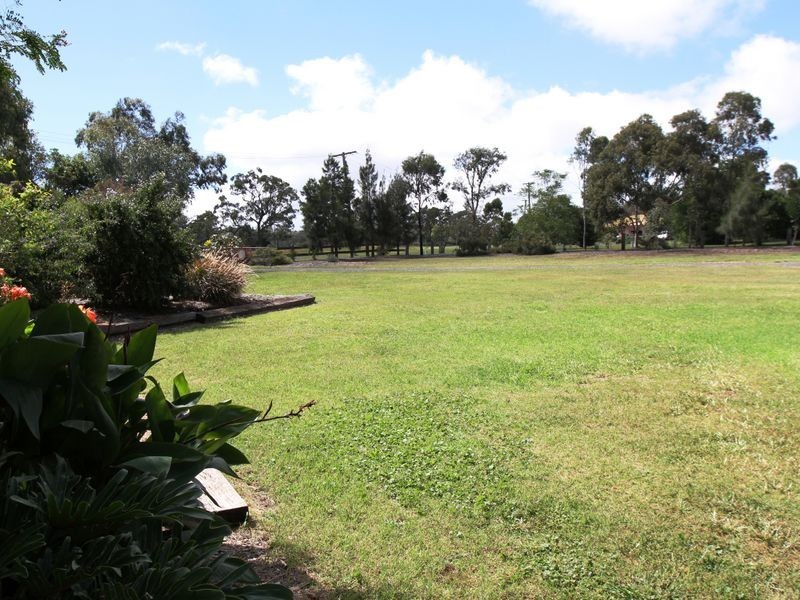 20-22 Charlton Pinch Rd, Torrington QLD 4350