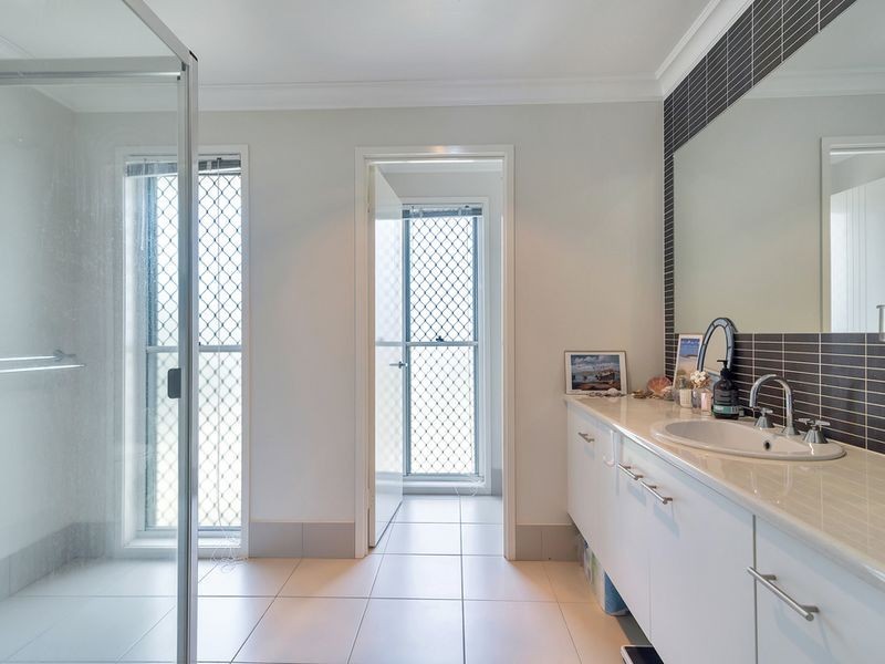 13 Barambah Street, Glenvale QLD 4350