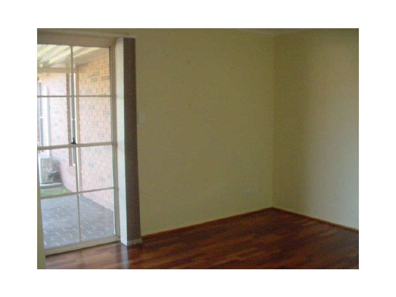 16 Pillar Street, Middle Ridge QLD 4350