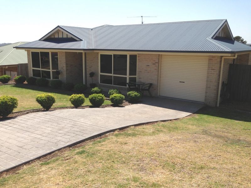 9 Batch Court, Harristown QLD 4350