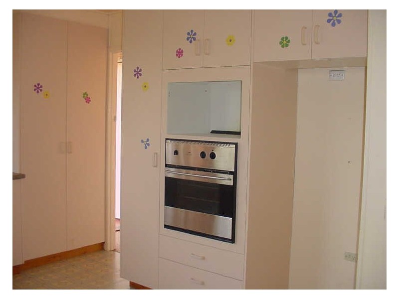 8 Veronica Court CENTENARY HEIGH, Toowoomba QLD 4350