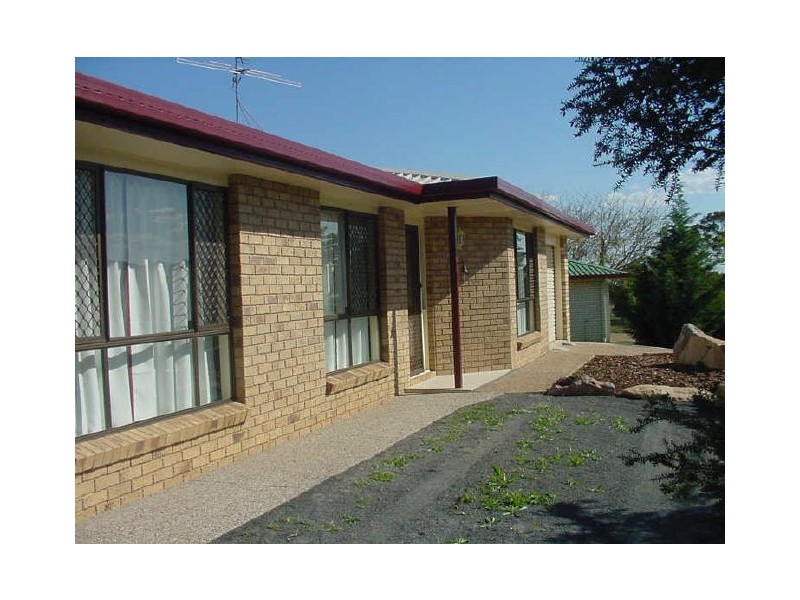 20 Smart Drive, Darling Heights QLD 4350