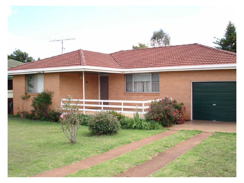 463 Stenner Street, Harristown QLD 4350