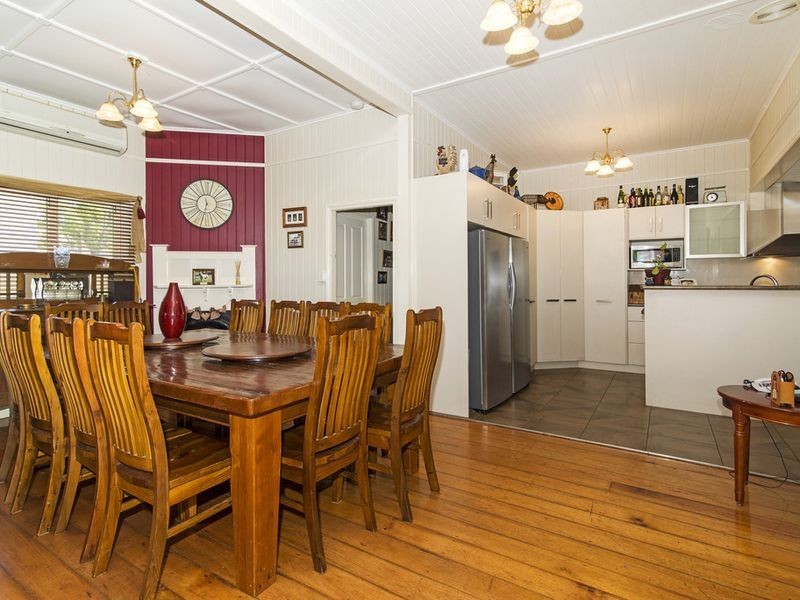 11 Gostwyck Street, Newtown QLD 4350