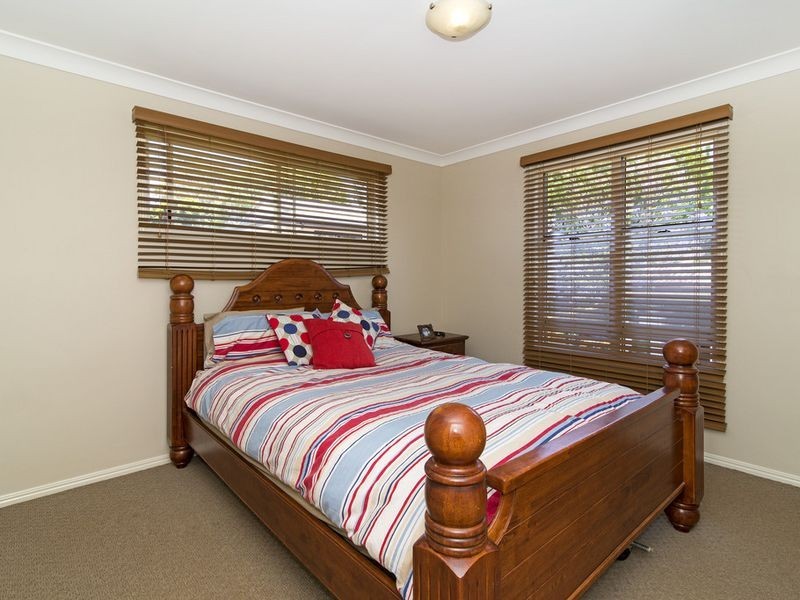 11 Gostwyck Street, Newtown QLD 4350