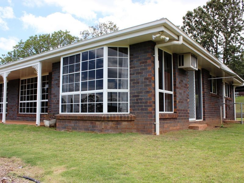 5 Skyline Drive, Blue Mountain Heights QLD 4350