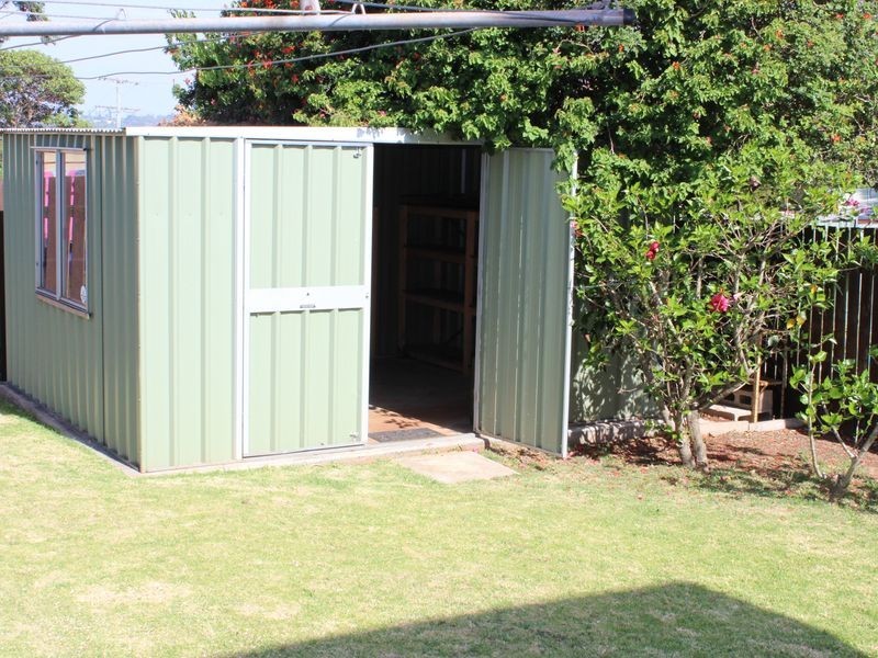 8 Mott Crescent, Rockville QLD 4350