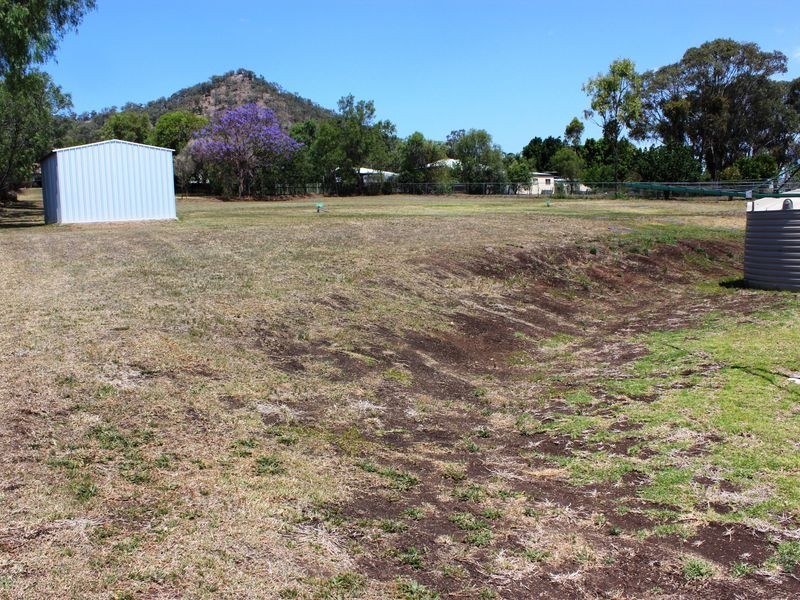 24 Petersens Road, Kingsthorpe QLD 4400