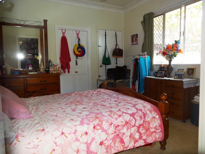 28 McDowall Street, Newtown QLD 4350