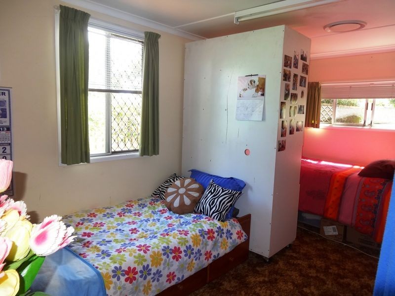28 McDowall Street, Newtown QLD 4350