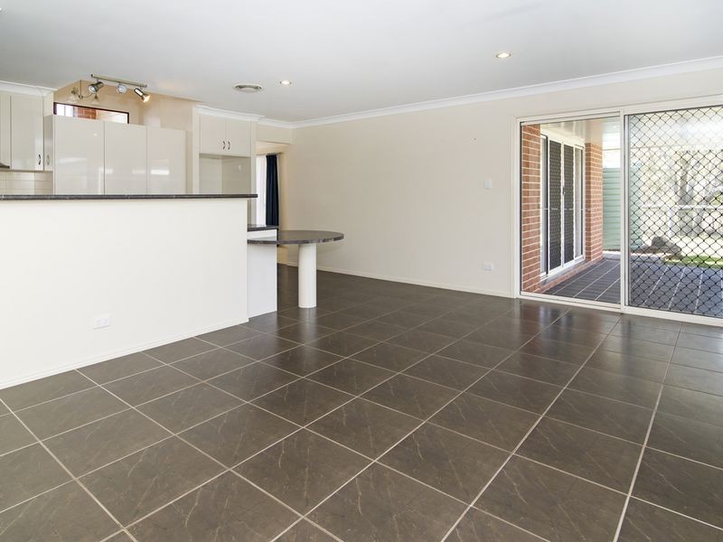 39 Stark Drive, Acland QLD 4401