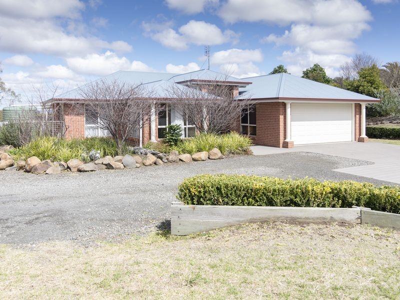 39 Stark Drive, Acland QLD 4401