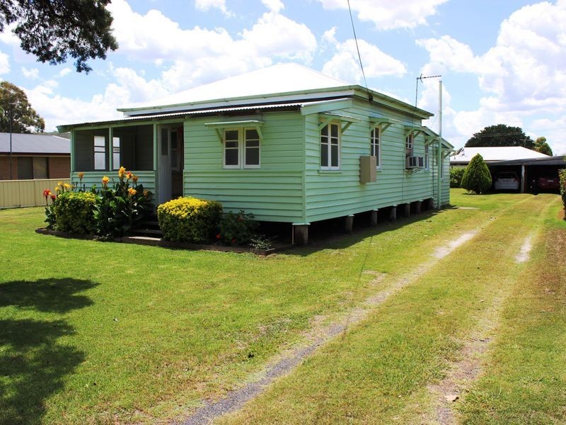 17 Herbert Street, Allora QLD 4362