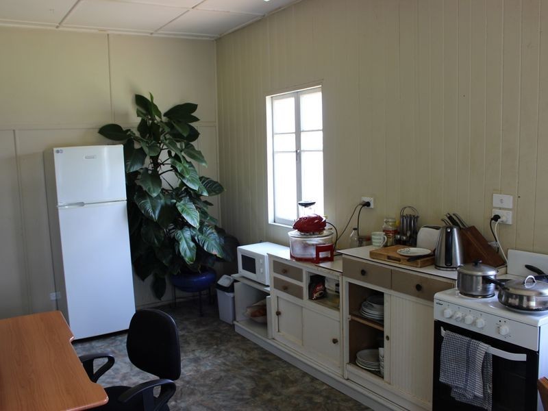 17 Herbert Street, Allora QLD 4362