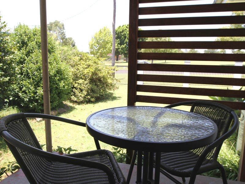 37 Croxley Street, Harristown QLD 4350