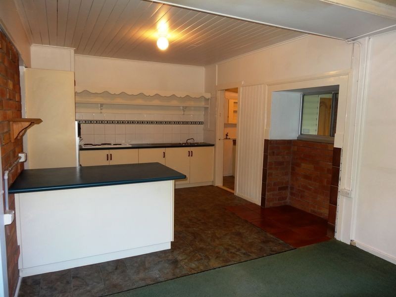 19 Prospect Street, North Toowoomba QLD 4350