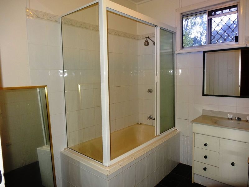 19 Prospect Street, North Toowoomba QLD 4350